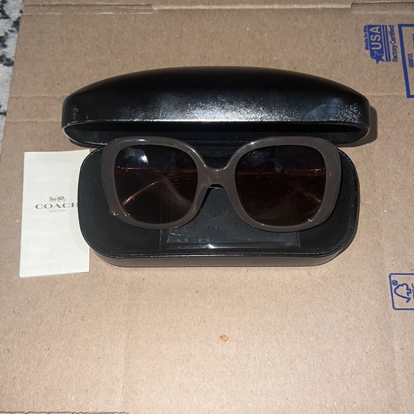 Coach Shades - Picture 1 of 6